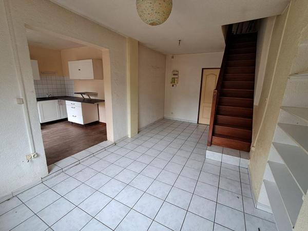 Maison à Scey sur Saone (70360)  4 pièces 68 m2 à 55500 euros