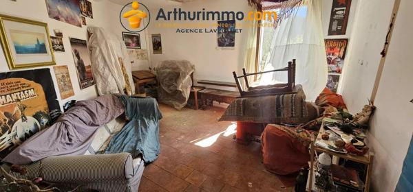Vente                                                      Maison
                        
                     2 pièces                      105 m2                     à Rennes-les-Bains