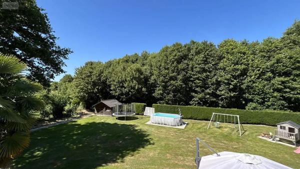 Achat - Maison Château-Gontier-sur-Mayenne 53200 6 pièces 134 m 2 2379 m 2