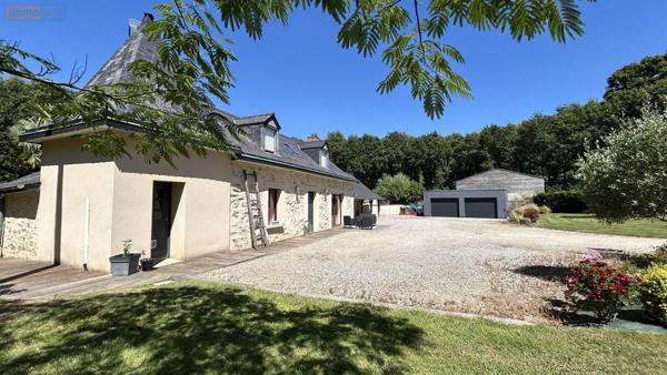 Achat - Maison Château-Gontier-sur-Mayenne 53200 6 pièces 134 m 2 2379 m 2