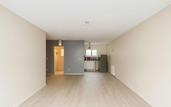 Appartement à louer    2 pièces •  Paris 18