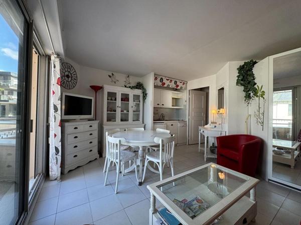 Appartement Pornichet , stationnement , une piéce