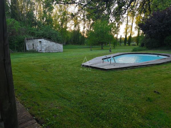 2 maisons 215m² grange et terrain