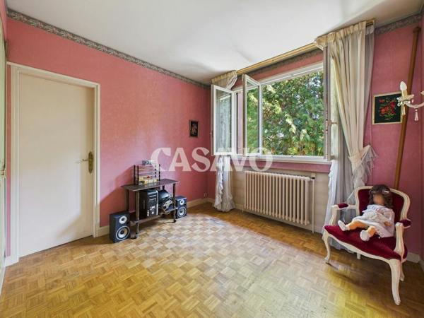Vente Maison 5 pièces de 108m² - 94290 Villeneuve-le-Roi