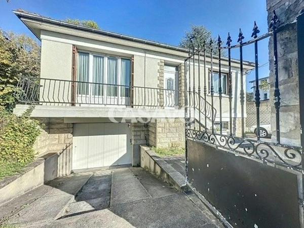Vente Maison 5 pièces de 108m² - 94290 Villeneuve-le-Roi