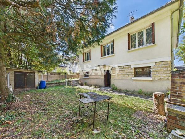 Vente Maison 5 pièces de 108m² - 94290 Villeneuve-le-Roi