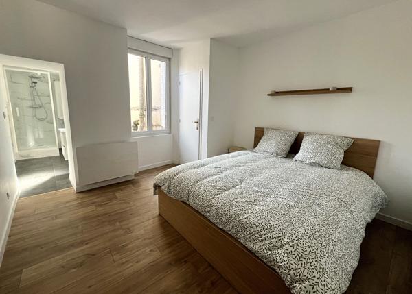 A LOUER T2 MEUBLE PLACE DE LA VISITATION 48.21 m²