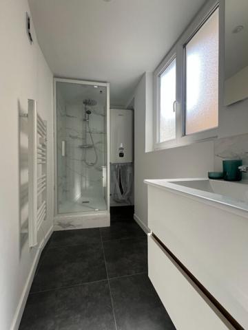 A LOUER T2 MEUBLE PLACE DE LA VISITATION 48.21 m²