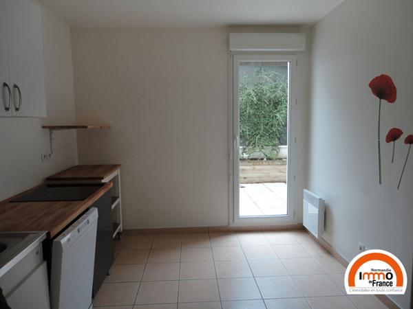 T3  TERRASSE SOTTEVILLE