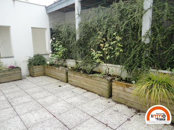 T3  TERRASSE SOTTEVILLE