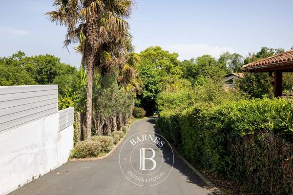 Bassussarry, Maison  244 m² à vendre