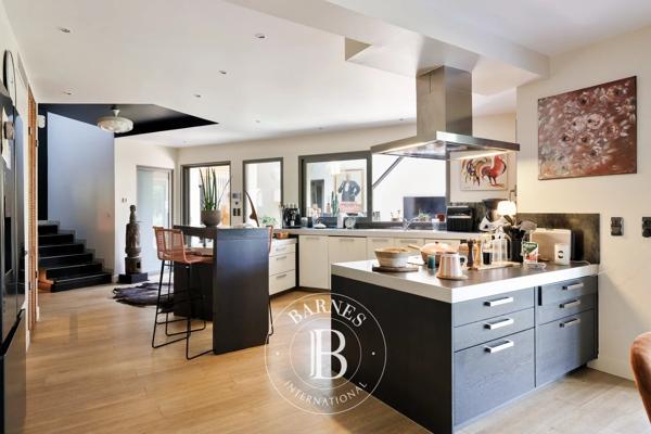 Bassussarry, Maison  244 m² à vendre