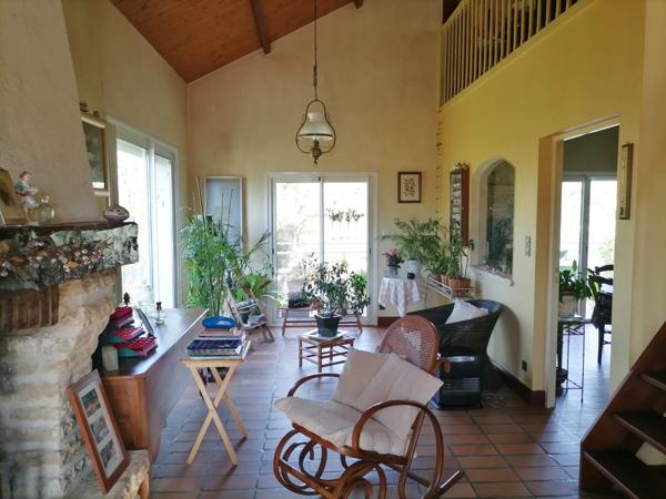 QUINCAY - MAISON T 6 Quinçay (86190)