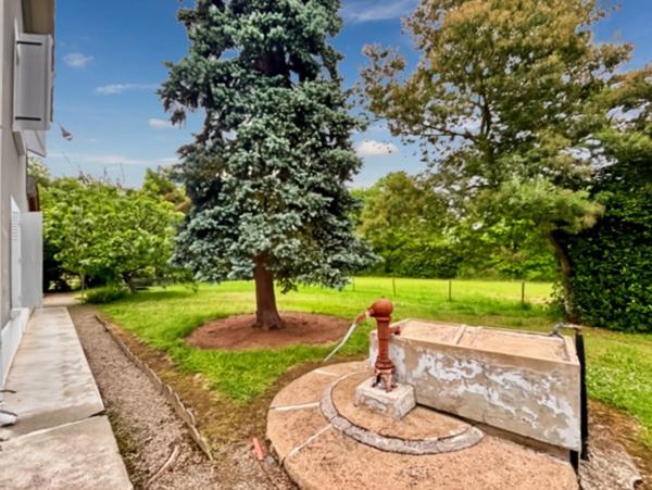 Dpt Hautes Pyrénées (65), à vendre TRIE SUR BAISE Maison T5 de 113 m² habitables sur 810 m² de terrain