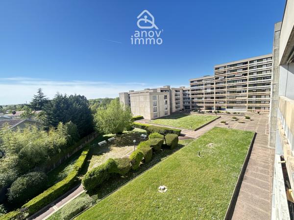Appartement
                                                                                                                                                                                                                                                                                                                        4 pièce(s)                                                                                                                                                                                                          2 chambre(s)                                                                                                                                                                                                          77.64  m²