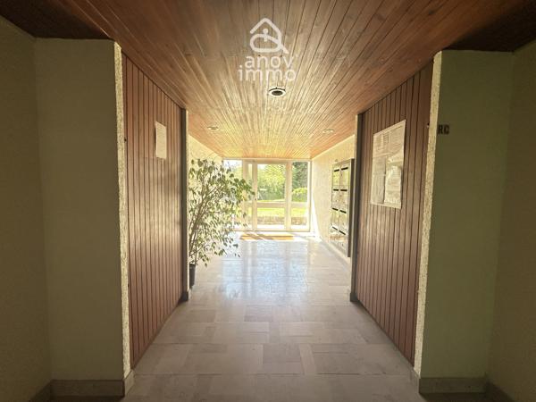Appartement
                                                                                                                                                                                                                                                                                                                        4 pièce(s)                                                                                                                                                                                                          2 chambre(s)                                                                                                                                                                                                          77.64  m²