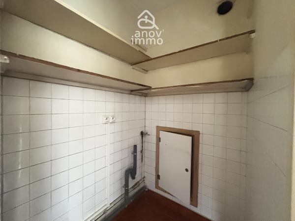 Appartement
                                                                                                                                                                                                                                                                                                                        4 pièce(s)                                                                                                                                                                                                          2 chambre(s)                                                                                                                                                                                                          77.64  m²