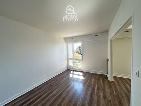 Appartement
                                                                                                                                                                                                                                                                                                                        4 pièce(s)                                                                                                                                                                                                          2 chambre(s)                                                                                                                                                                                                          77.64  m²