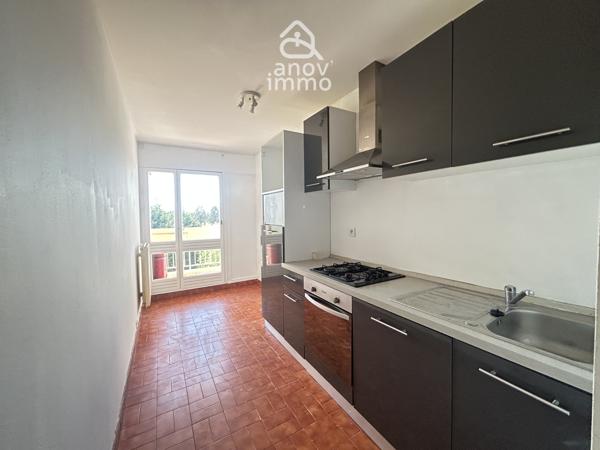 Appartement
                                                                                                                                                                                                                                                                                                                        4 pièce(s)                                                                                                                                                                                                          2 chambre(s)                                                                                                                                                                                                          77.64  m²