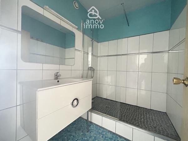 Appartement
                                                                                                                                                                                                                                                                                                                        4 pièce(s)                                                                                                                                                                                                          2 chambre(s)                                                                                                                                                                                                          77.64  m²