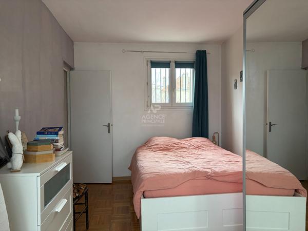 Appartement 2 pièce(s) 48.88 m2 €279 000 ** - Référence 4667