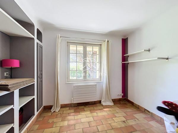 MAISON VIENNE TUPINIERES – 135m² – PARCELLE 2180m² – VUE SUR LA VALLEE