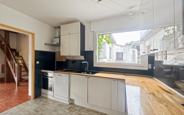 Maison à vendre    4 pièces • 122 m2 Martigues