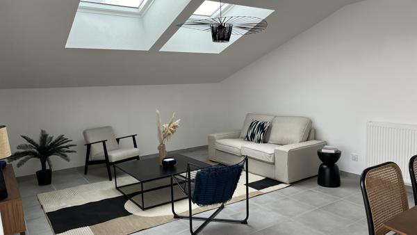 Castelginest (31780) BEAU T5 DERNIER ETAGE AVEC TERRASSE