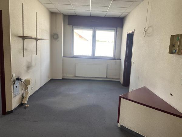 Bureaux à louer – Espace commercial Saint-Marc (face au bowling du Rouergue)