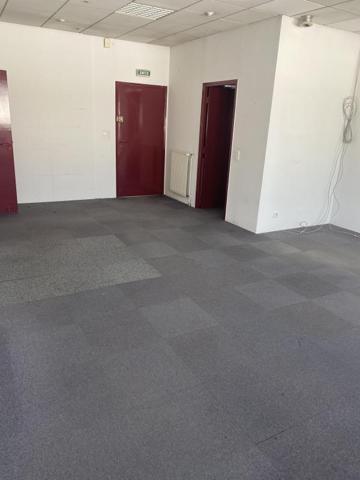 Bureaux à louer – Espace commercial Saint-Marc (face au bowling du Rouergue)