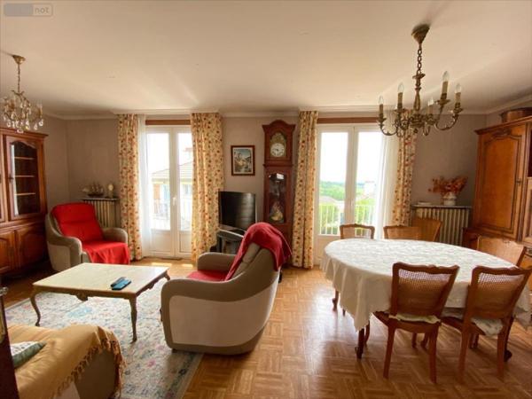 Maison à vendre à Aurillac dans le Cantal (15000), ref : 15061-1081578