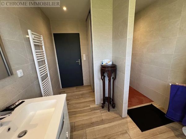 Vente                                                      Maison
                        
                     4 pièces                      116 m2                     à Marmande