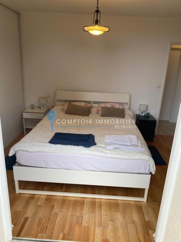Maison
                                                                                                                                                                                                                                                                                                                        6 pièce(s)                                                                                                                                                                                                          5 chambre(s)                                                                                                                                                                                                          168  m²
