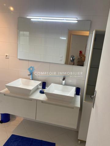 Maison
                                                                                                                                                                                                                                                                                                                        6 pièce(s)                                                                                                                                                                                                          5 chambre(s)                                                                                                                                                                                                          168  m²