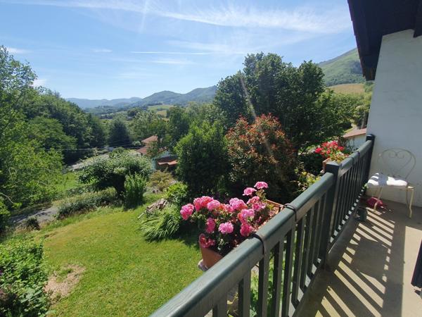 Maison à vendre 6 pièces SARE (64)