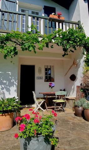 Maison à vendre 6 pièces SARE (64)