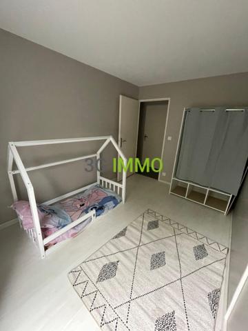 Vente / Appartement T3 à Voisins-le-Bretonneux (78960)