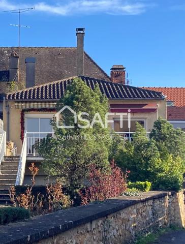 A saisir ! maison + studio + local commercial + espace de stockage