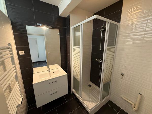 Appartement 2 pièces entièrement rénové