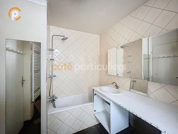 Vente Appartement80 m² - 4 Pièces - LE KREMLIN BICETRE (94270)