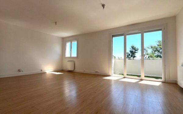 Appartement à vendre    4 pièces • 73 m2 Bordeaux
