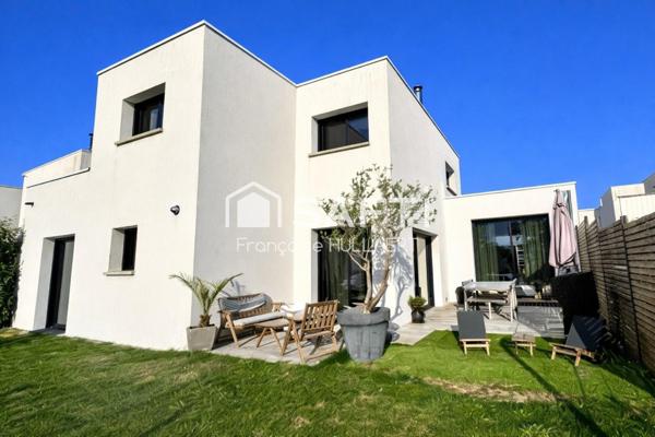 Maison contemporaine de 2020 - Bourg de Theix-Noyalo