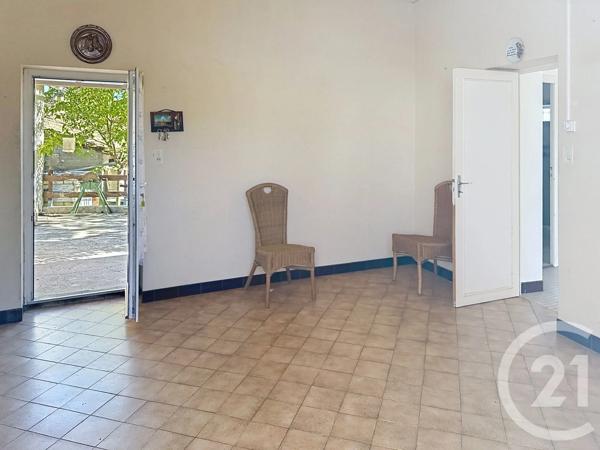 Maison à vendre  2 pièces - 62 m 2   ST MICHEL  - 16