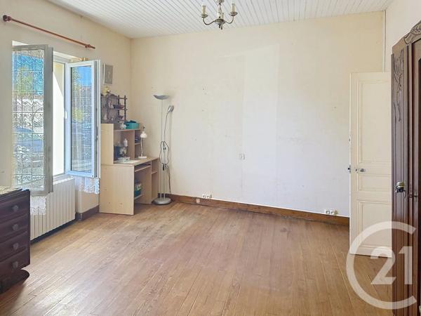 Maison à vendre  2 pièces - 62 m 2   ST MICHEL  - 16