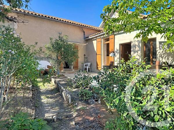 Maison à vendre  2 pièces - 62 m 2   ST MICHEL  - 16