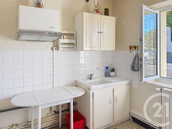 Maison à vendre  2 pièces - 62 m 2   ST MICHEL  - 16