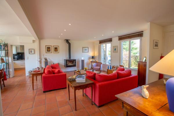 SUPERBE MAISON FAMILIALE