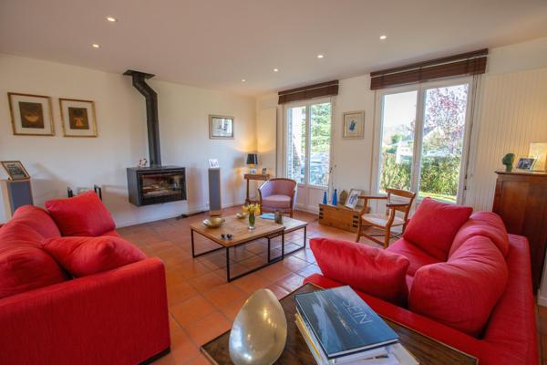 SUPERBE MAISON FAMILIALE