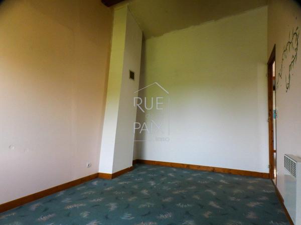 86140 SCORBE CLAIRVAUX Maison Scorbe Clairvaux 4 pièce(s) 77 m2