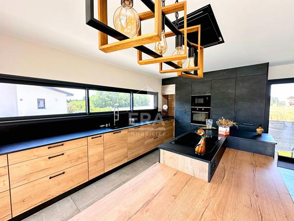 Maison contemporaine de 6 pièces à vendre à Villelongue-de-la-Salanque